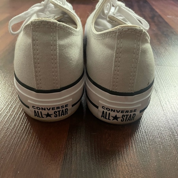Converse Gray Canvas Sneakers with Platform Sole - Picture 4 of 4